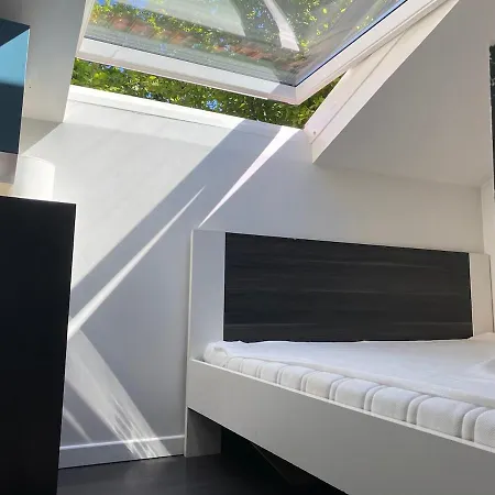 Appartamento Cosy Mansardee Monnet-mermoz Tram Métro 15 Mnparis *